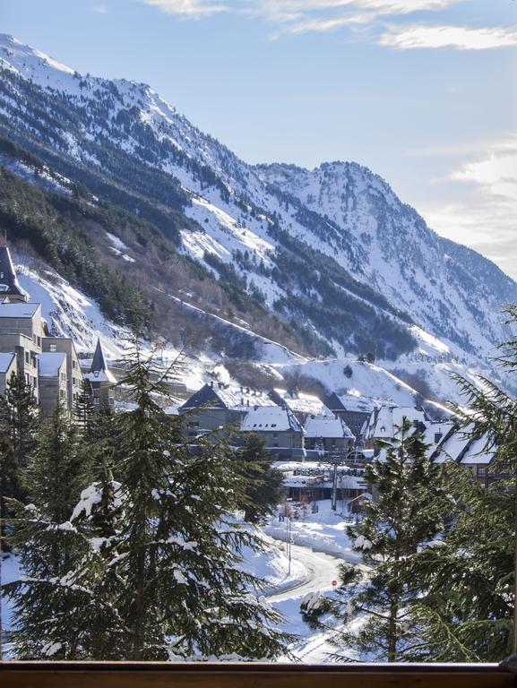 Acogedor Apartamento Baqueira 1500 บาเกย์รา-เบเรต ภายนอก รูปภาพ