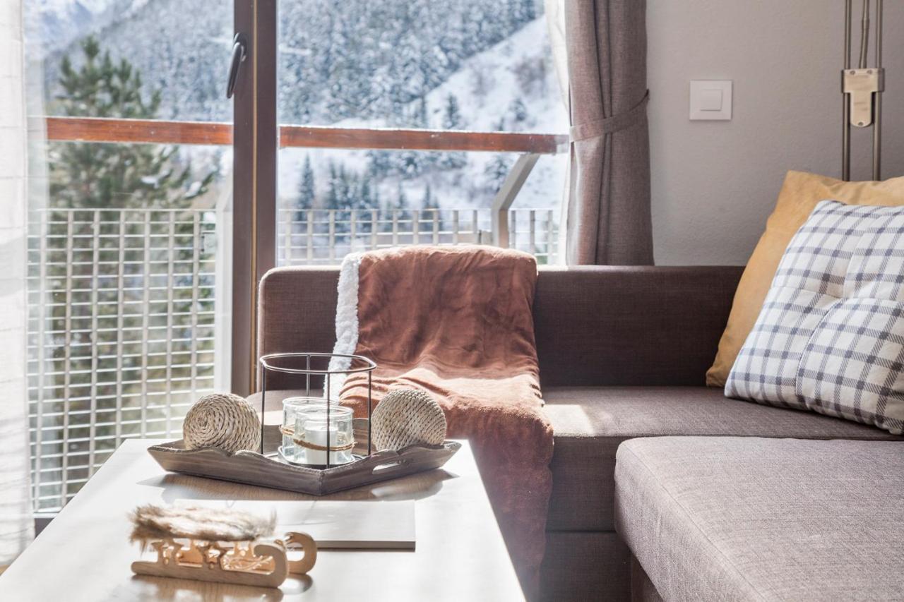 Acogedor Apartamento Baqueira 1500 บาเกย์รา-เบเรต ภายนอก รูปภาพ
