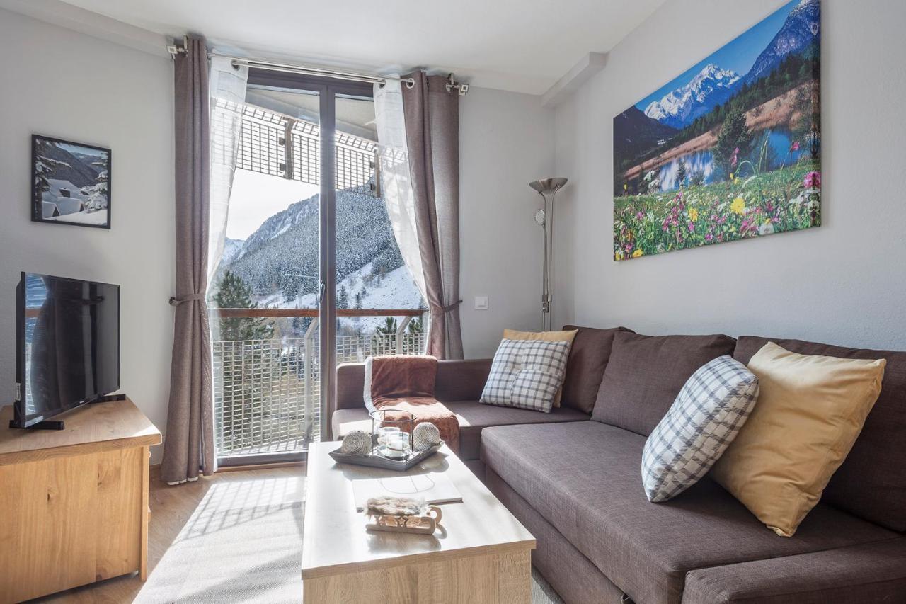 Acogedor Apartamento Baqueira 1500 บาเกย์รา-เบเรต ภายนอก รูปภาพ